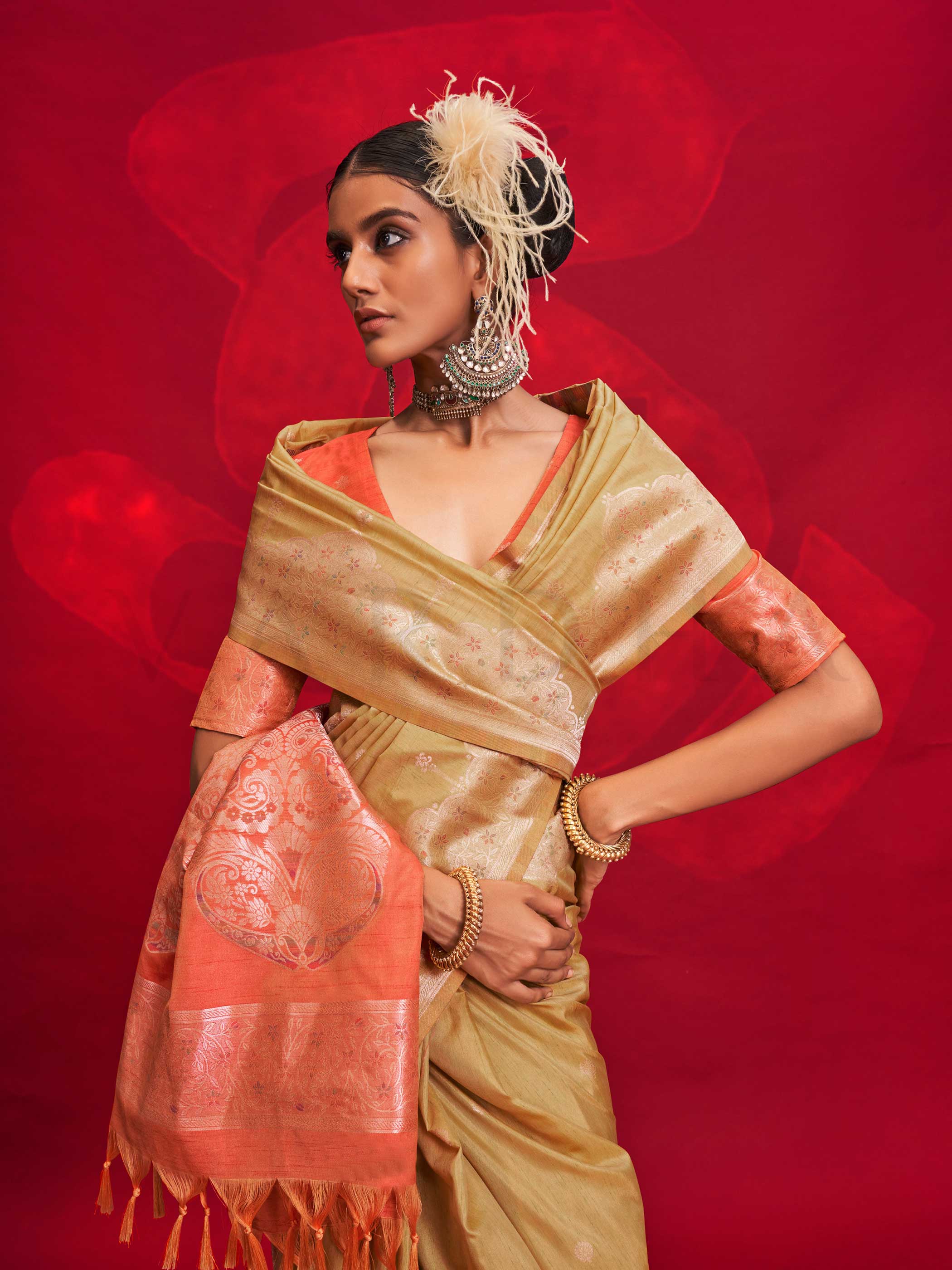 Beige Tussar Silk Handloom Saree with Gold Zari Pallu - Image 5