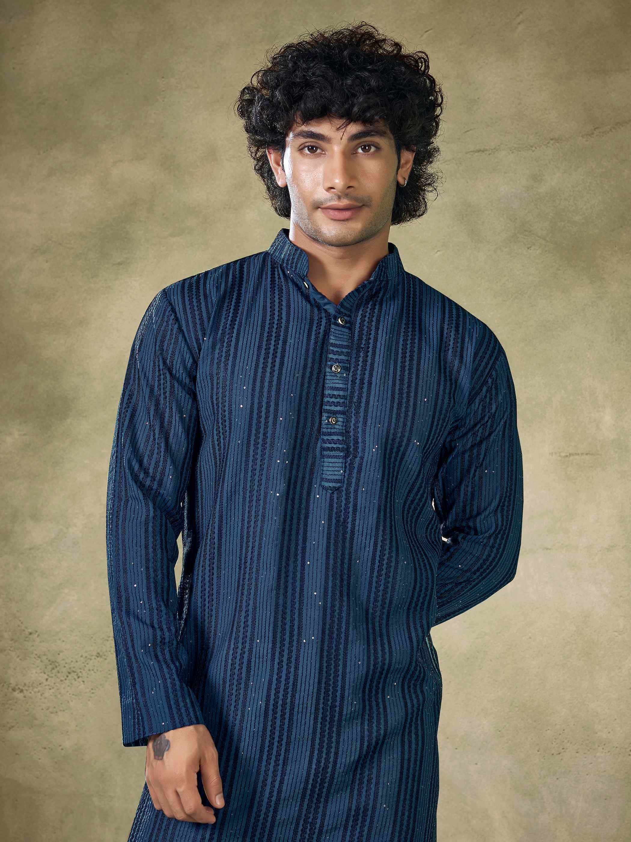 Blue Linear Sequin Men's Kurta - Image 3