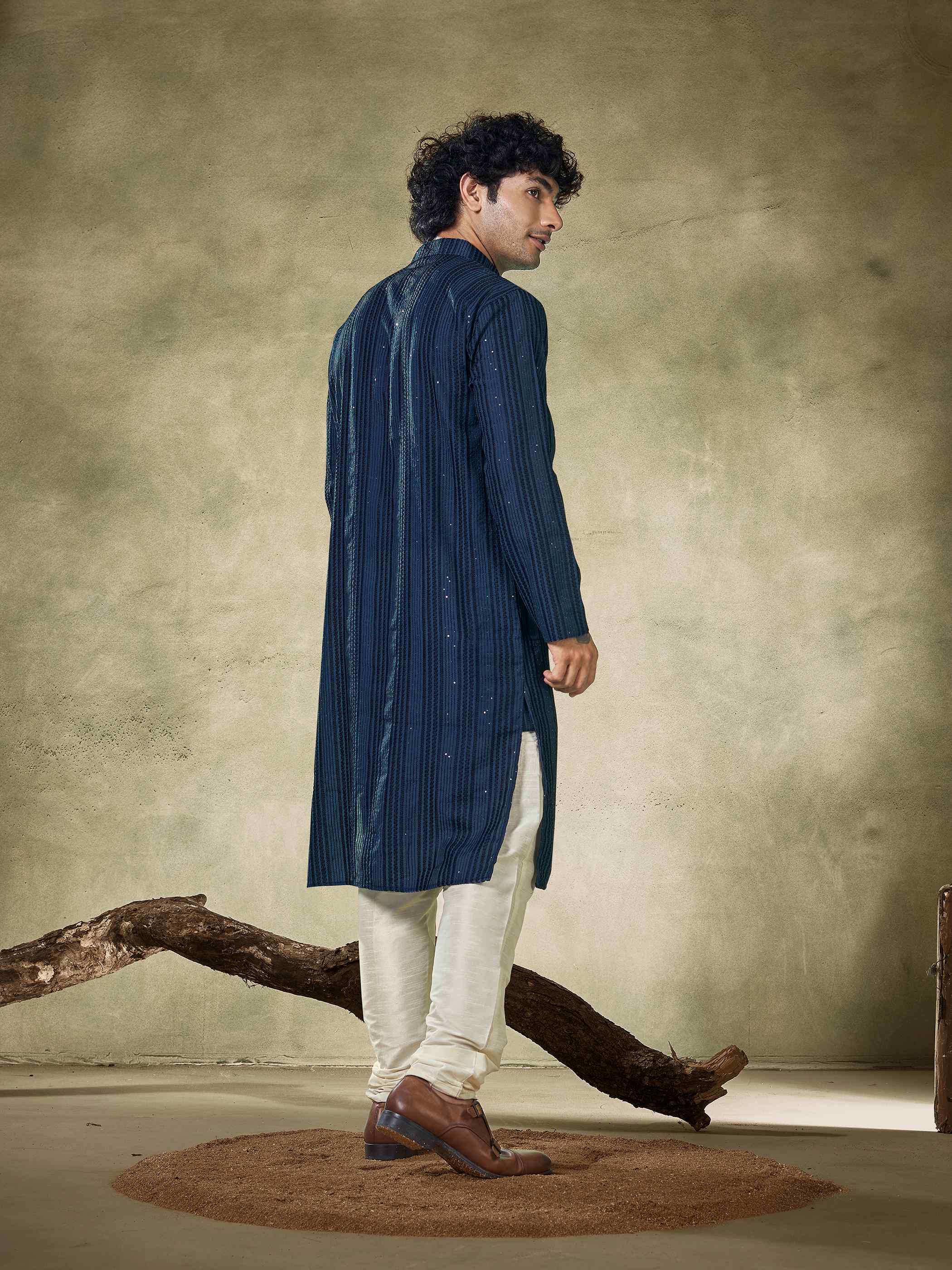 Blue Linear Sequin Men's Kurta - Image 6