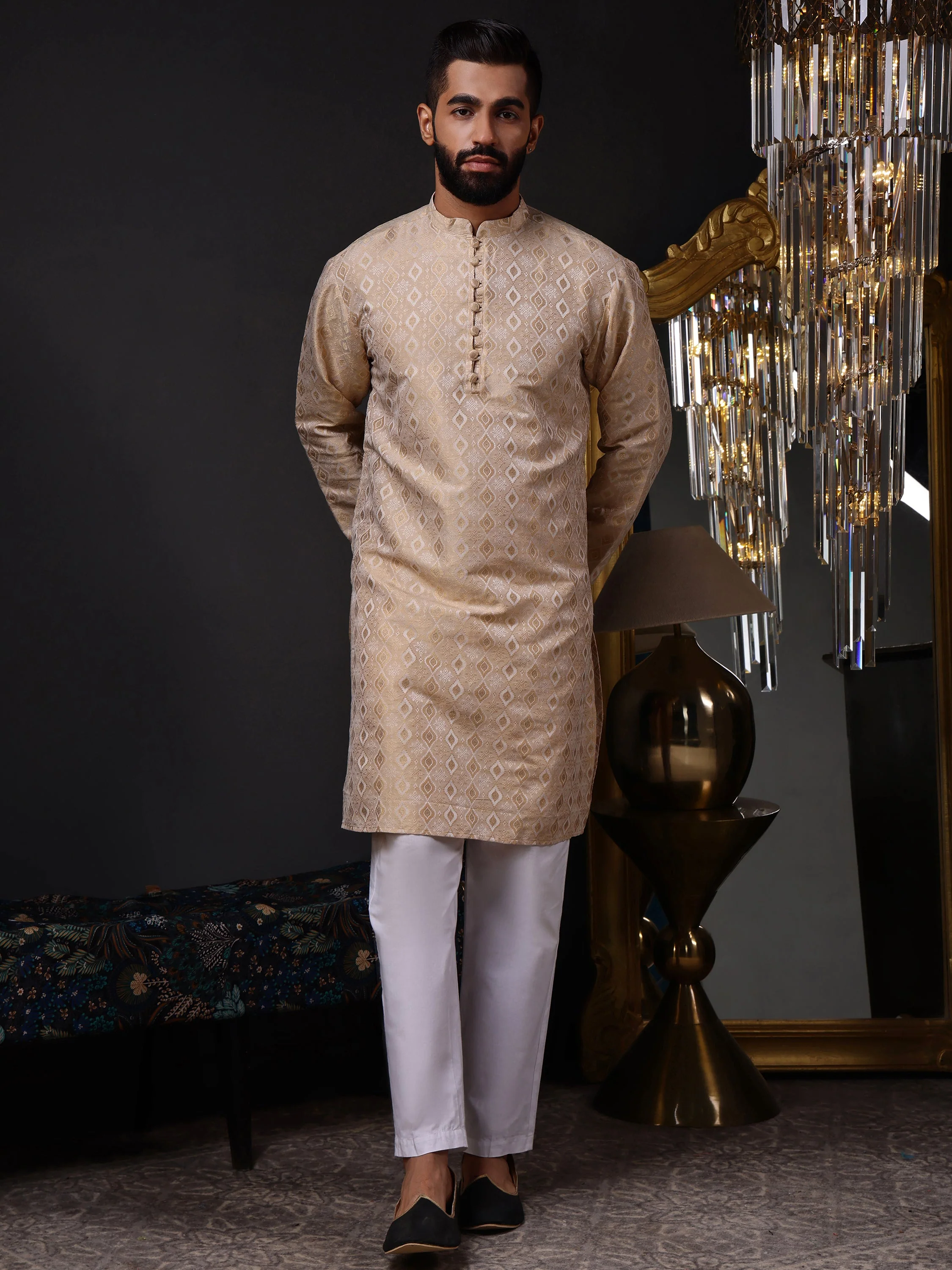 Brown Jacquard Kurta with Ornate Potli & Rhombus Motif - Image 8