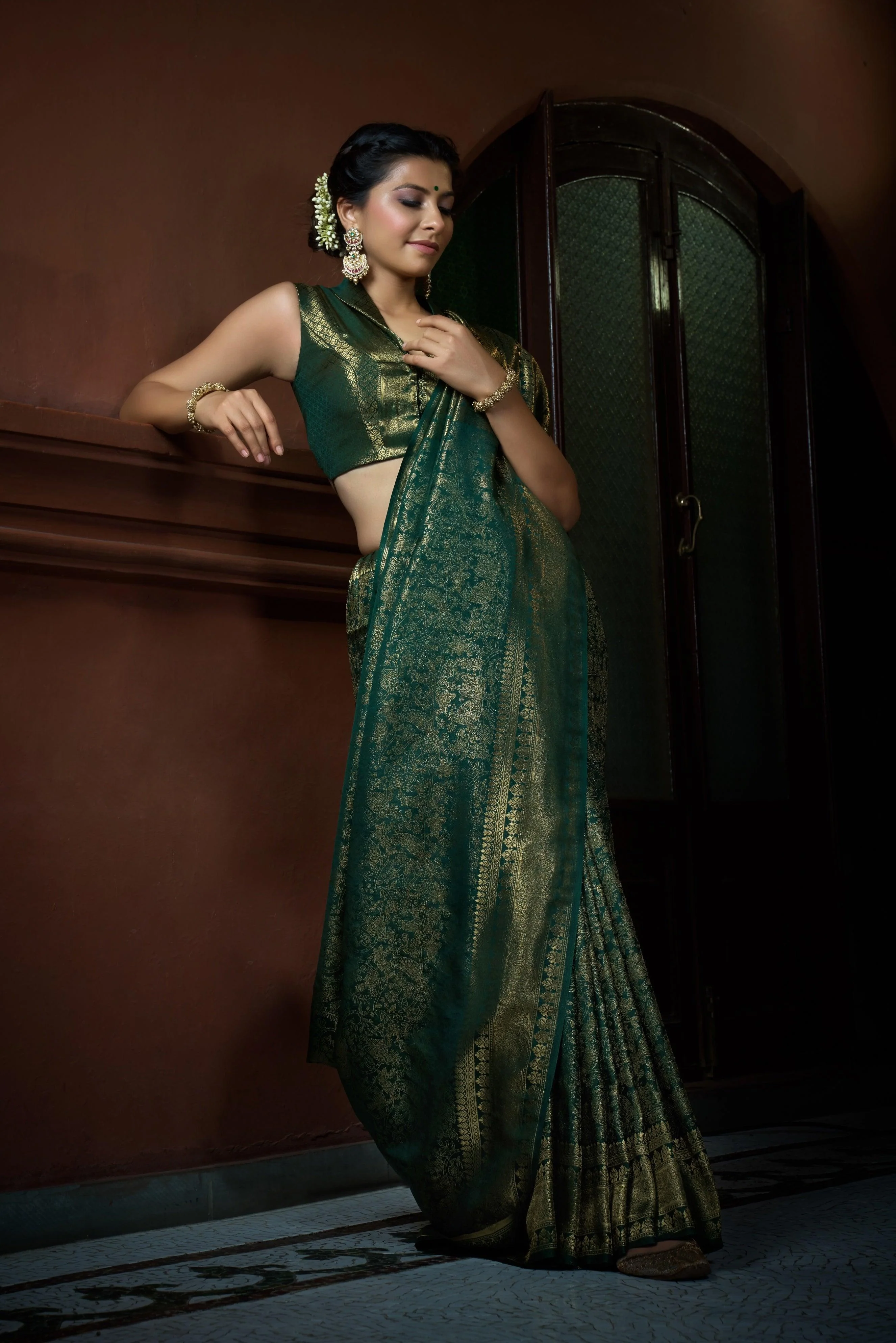 Brunswick Green Golden Zari Kanjivaram Silk Saree - Image 4