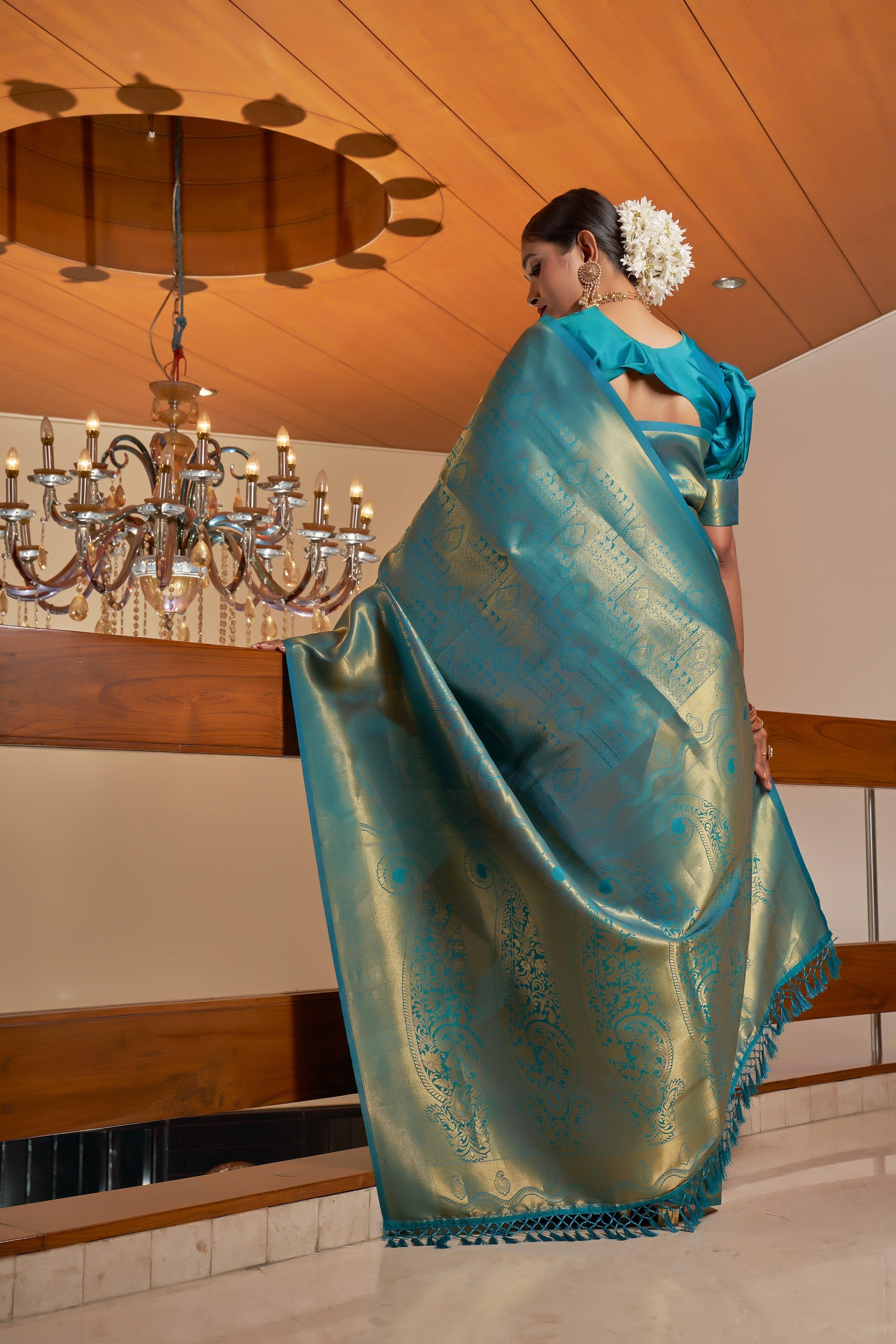 Cobalt Blue Golden Zari Kanjivaram Silk Saree - Image 4
