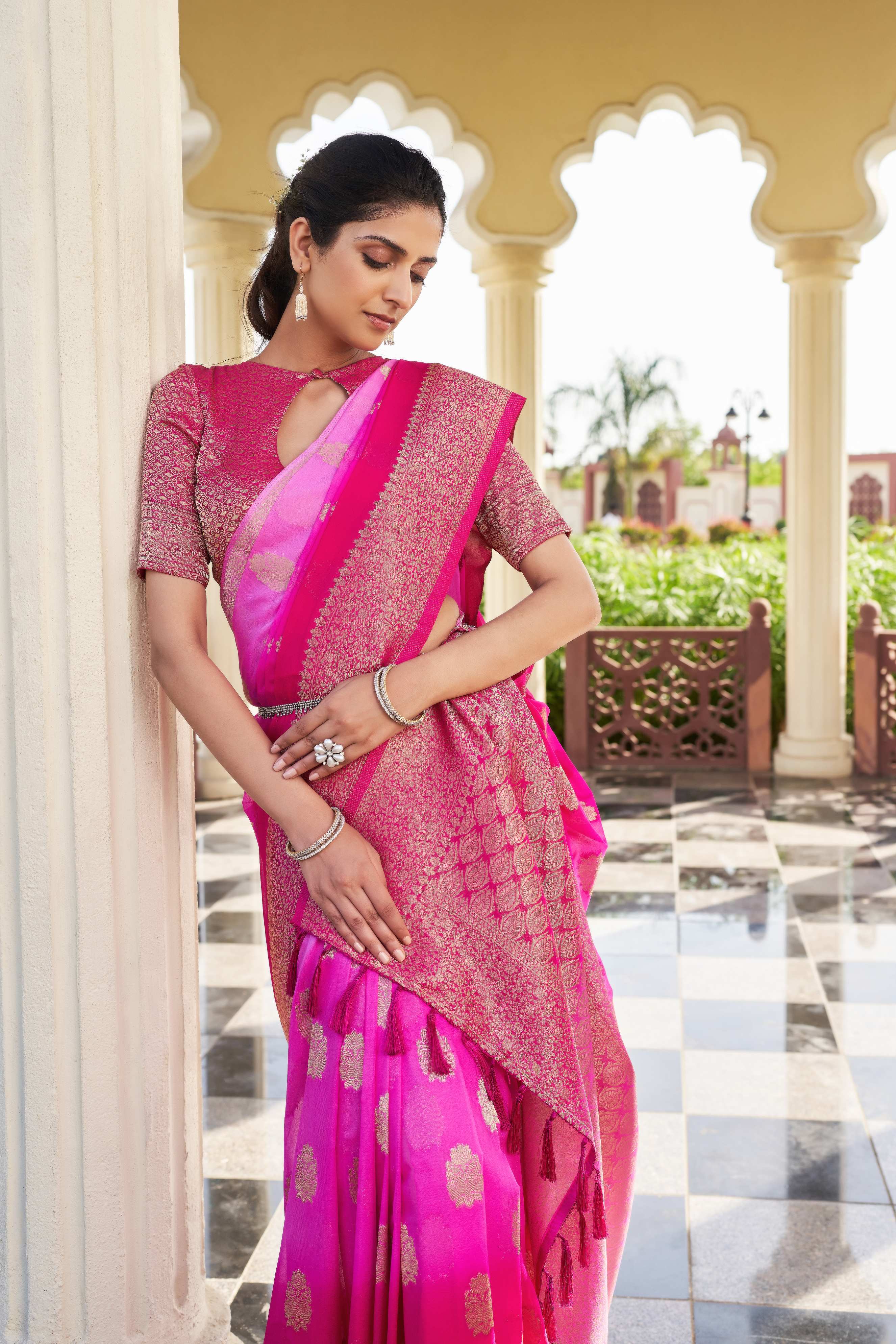 Gradient Pink Feather Soft Saree - Image 2