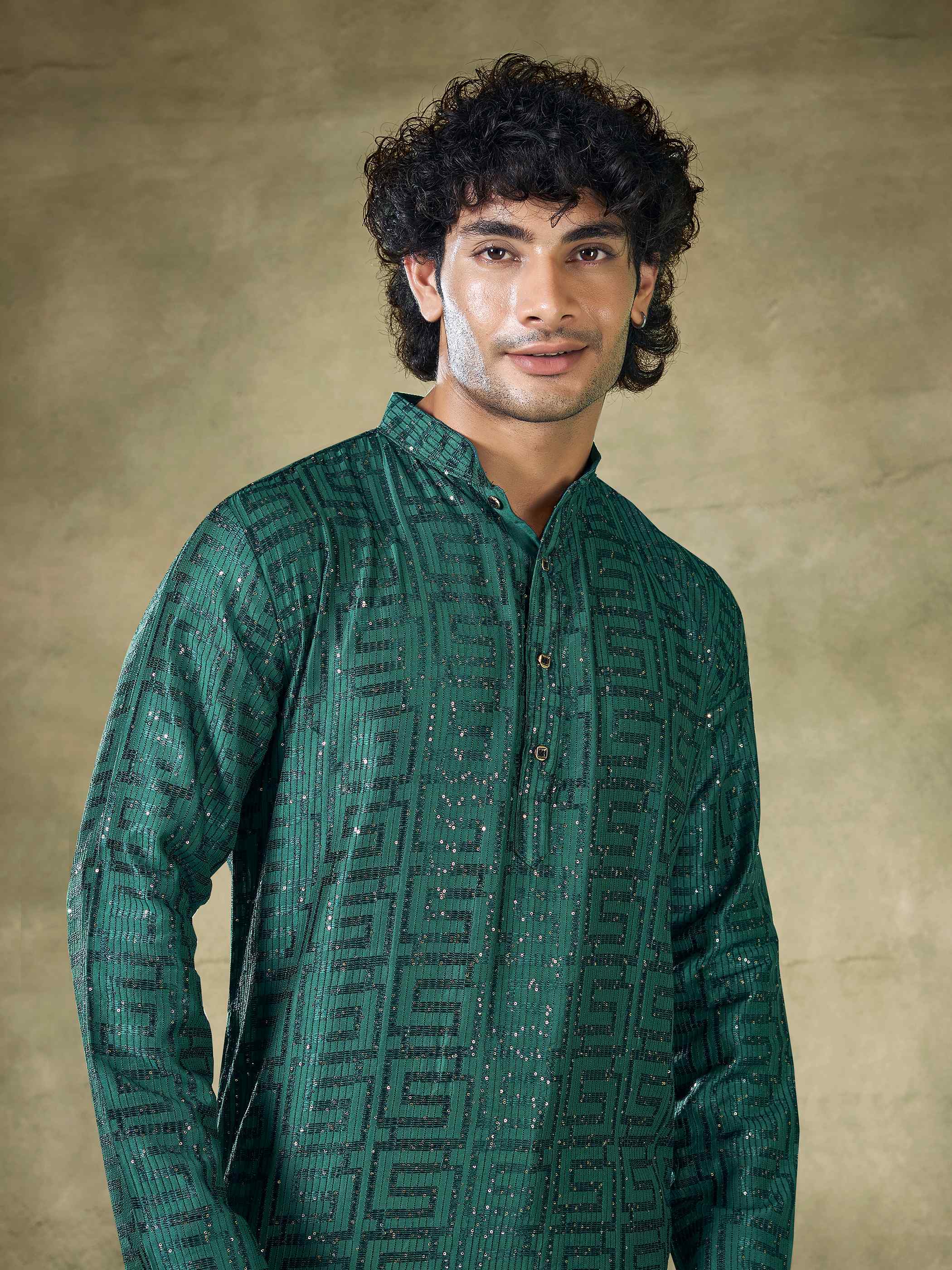 Green Viscose Thread Sequence Men's Kurta - Image 3