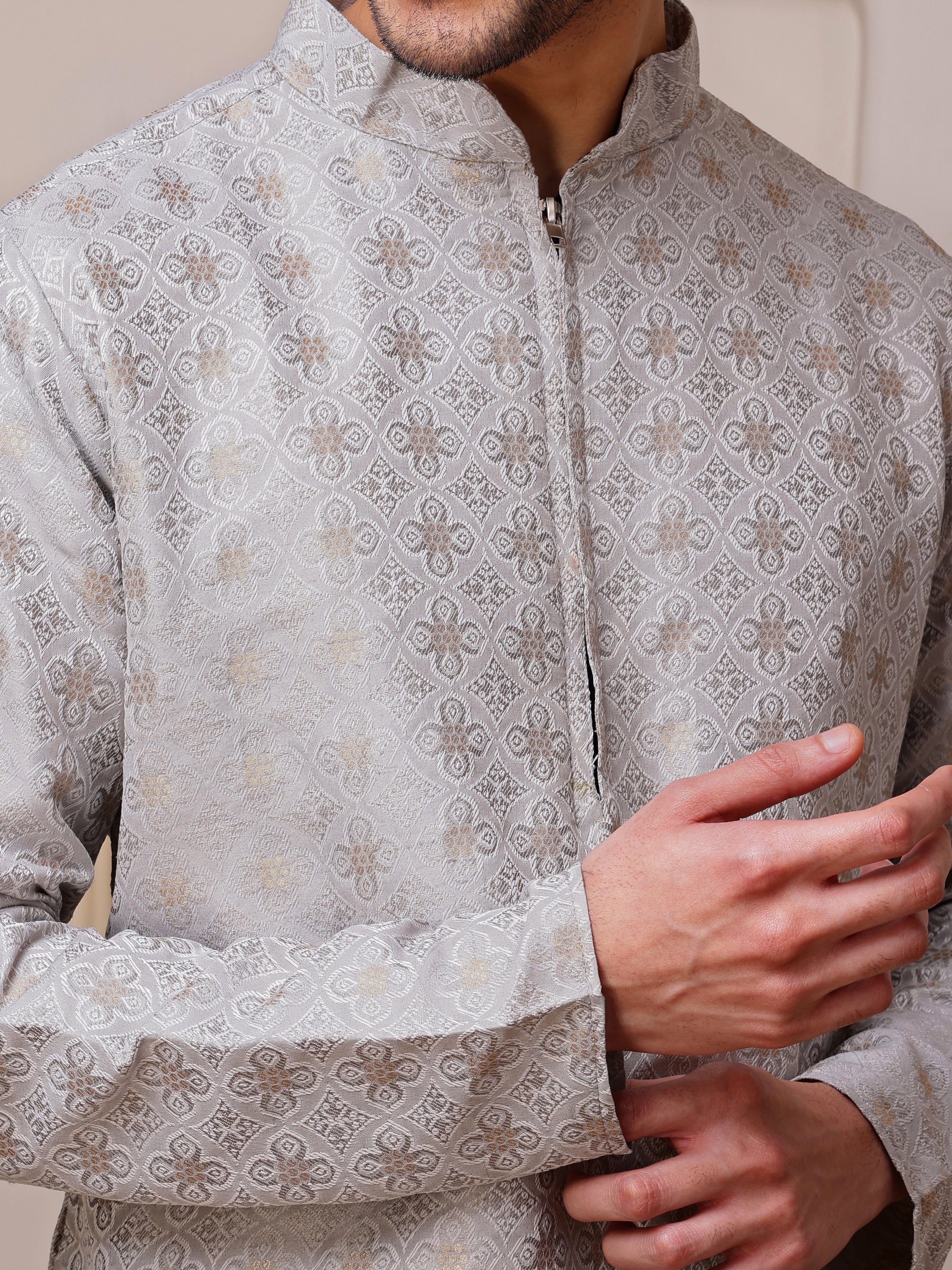 Grey Jacquard Kurta with All-over Floral Motifs - Image 3