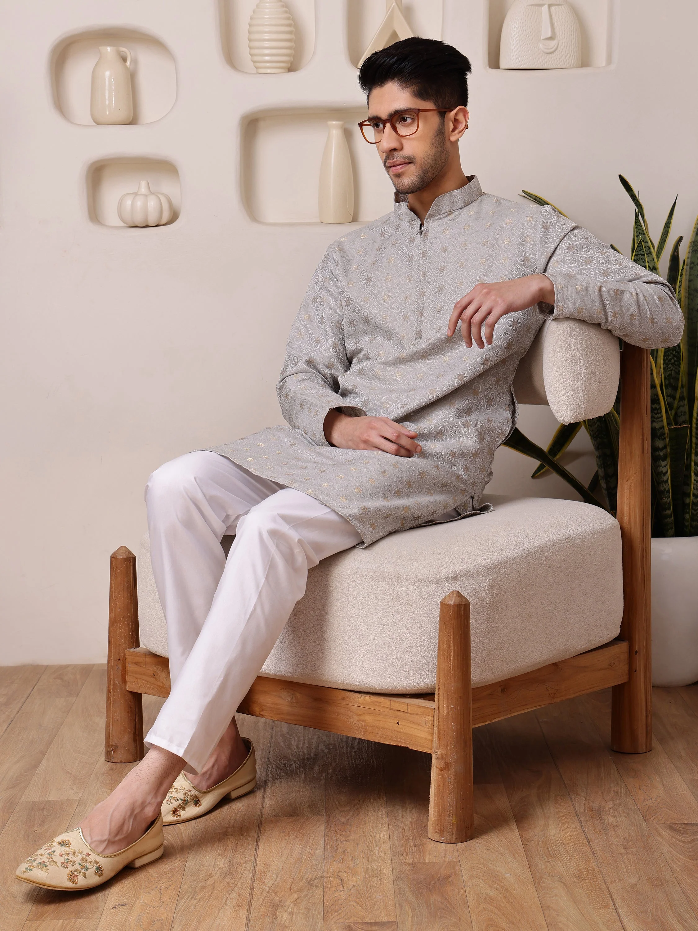 Grey Jacquard Kurta with All-over Floral Motifs - Image 7