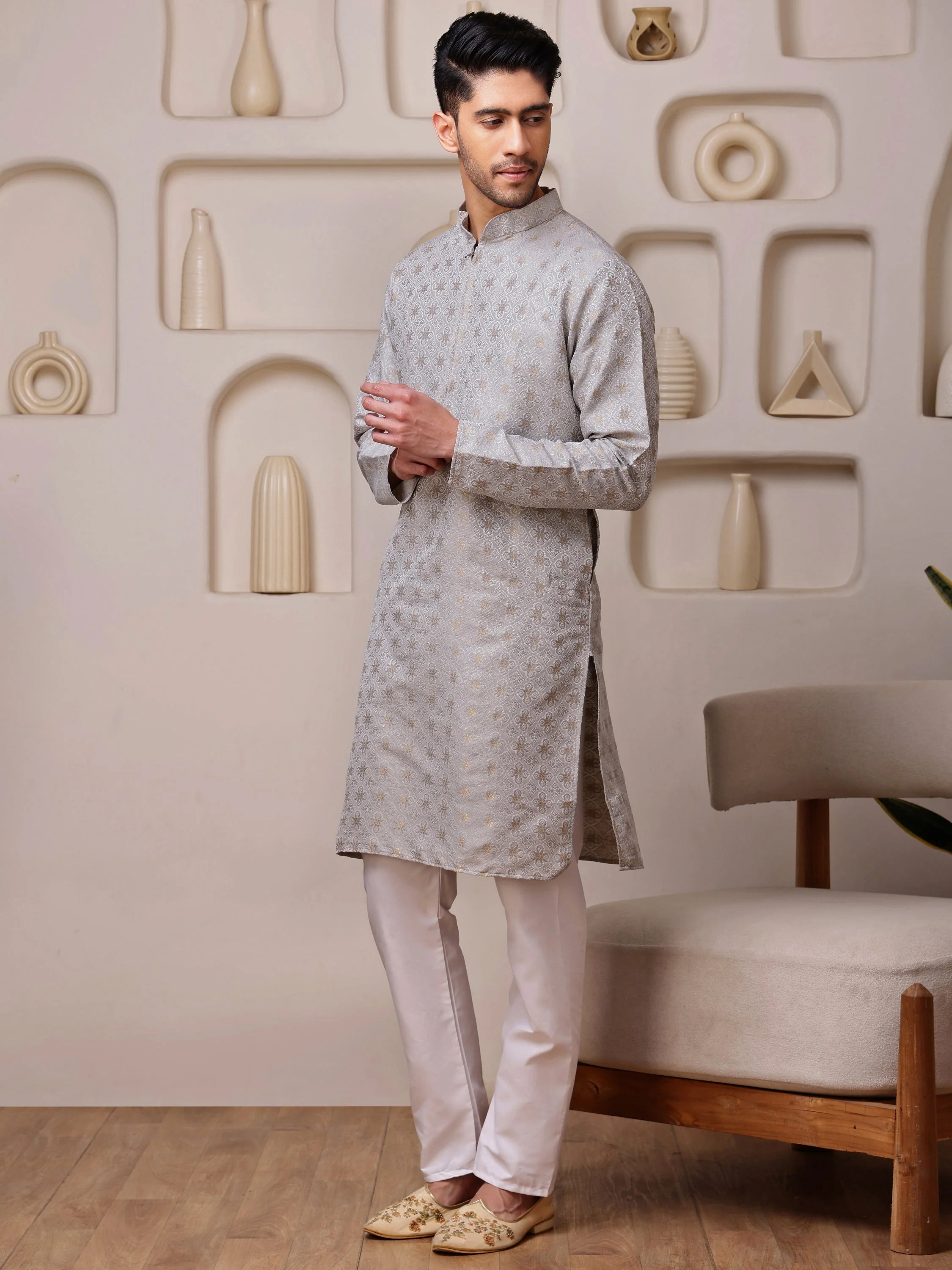 Grey Jacquard Kurta with All-over Floral Motifs - Image 8