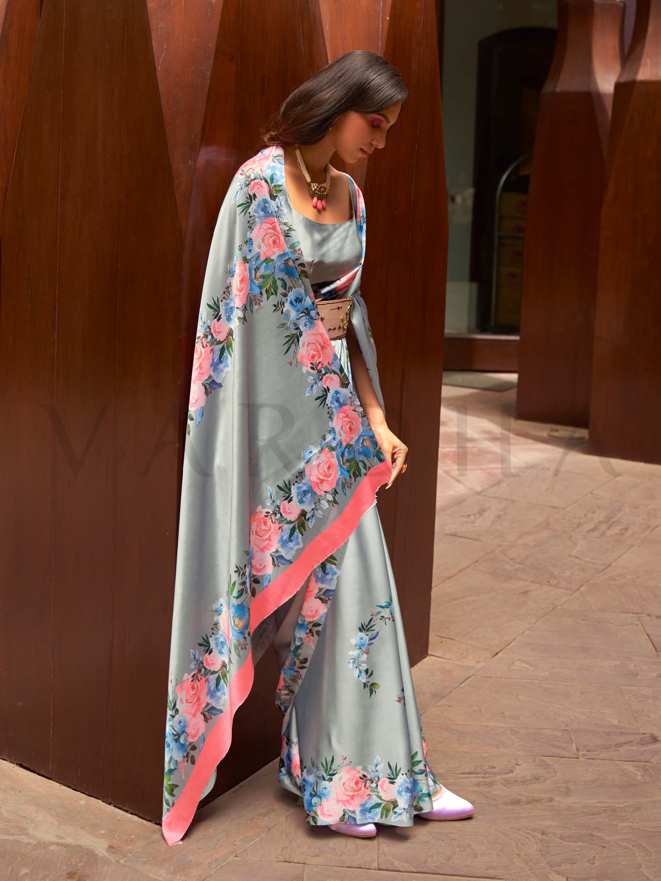 Grey Printed Satin Crepe Saree - Image 5