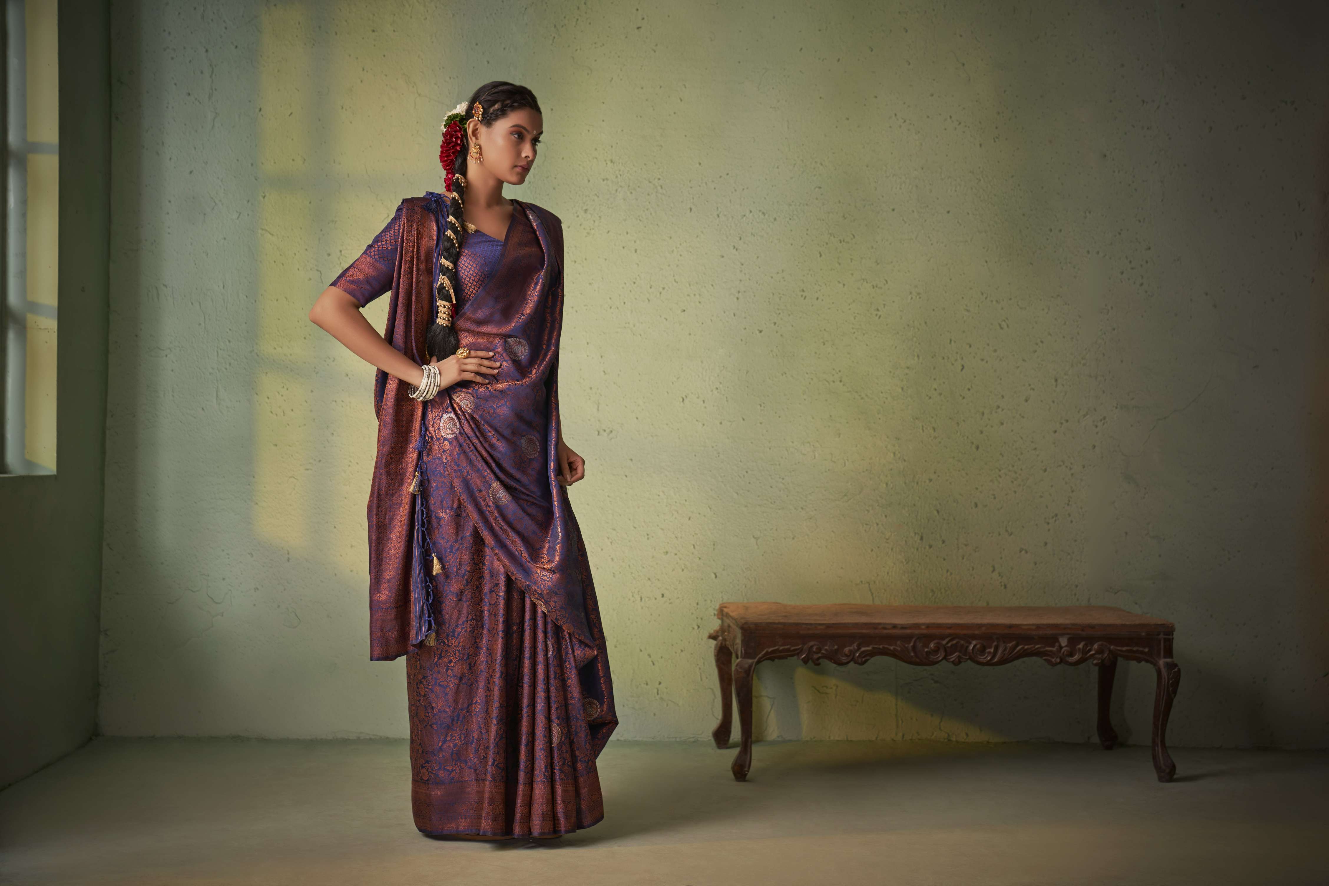 Midnight Blue Copper Zari Kanjivaram Silk Saree - Image 7