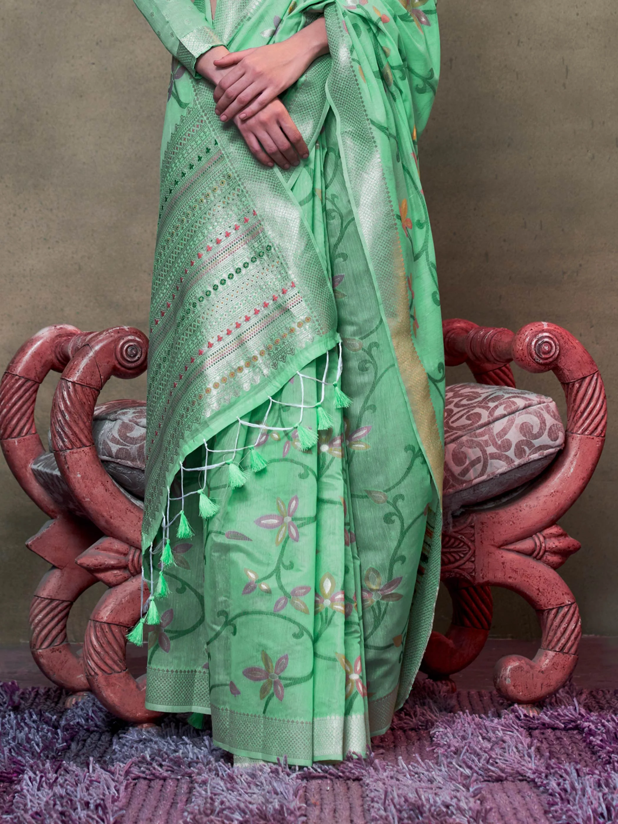 Mint Green Lightweight Cotton Woven Saree - Image 3