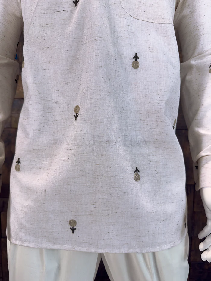 Off-White Cotton Short Kurta with Minimalist Floral Embroidery - Image 3