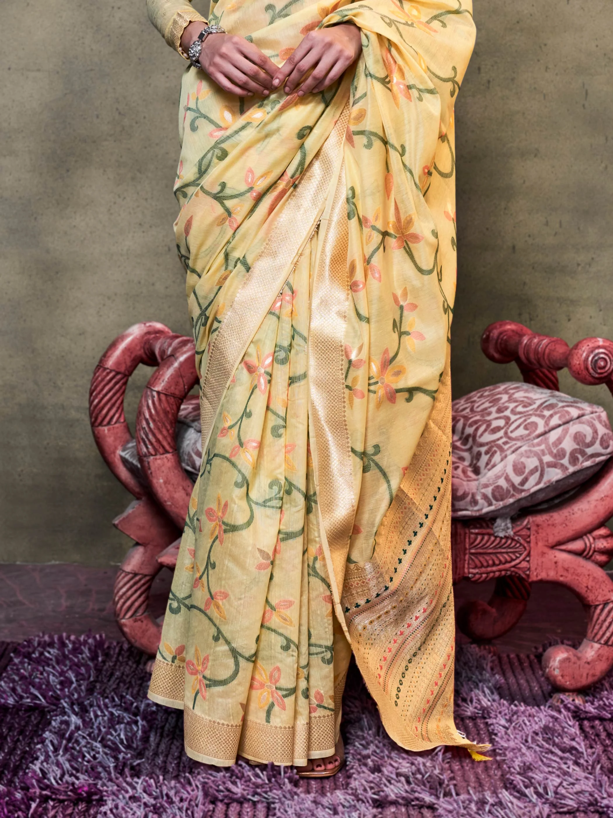 Pastel Yellow Lightweight Cotton Woven Saree - Image 3