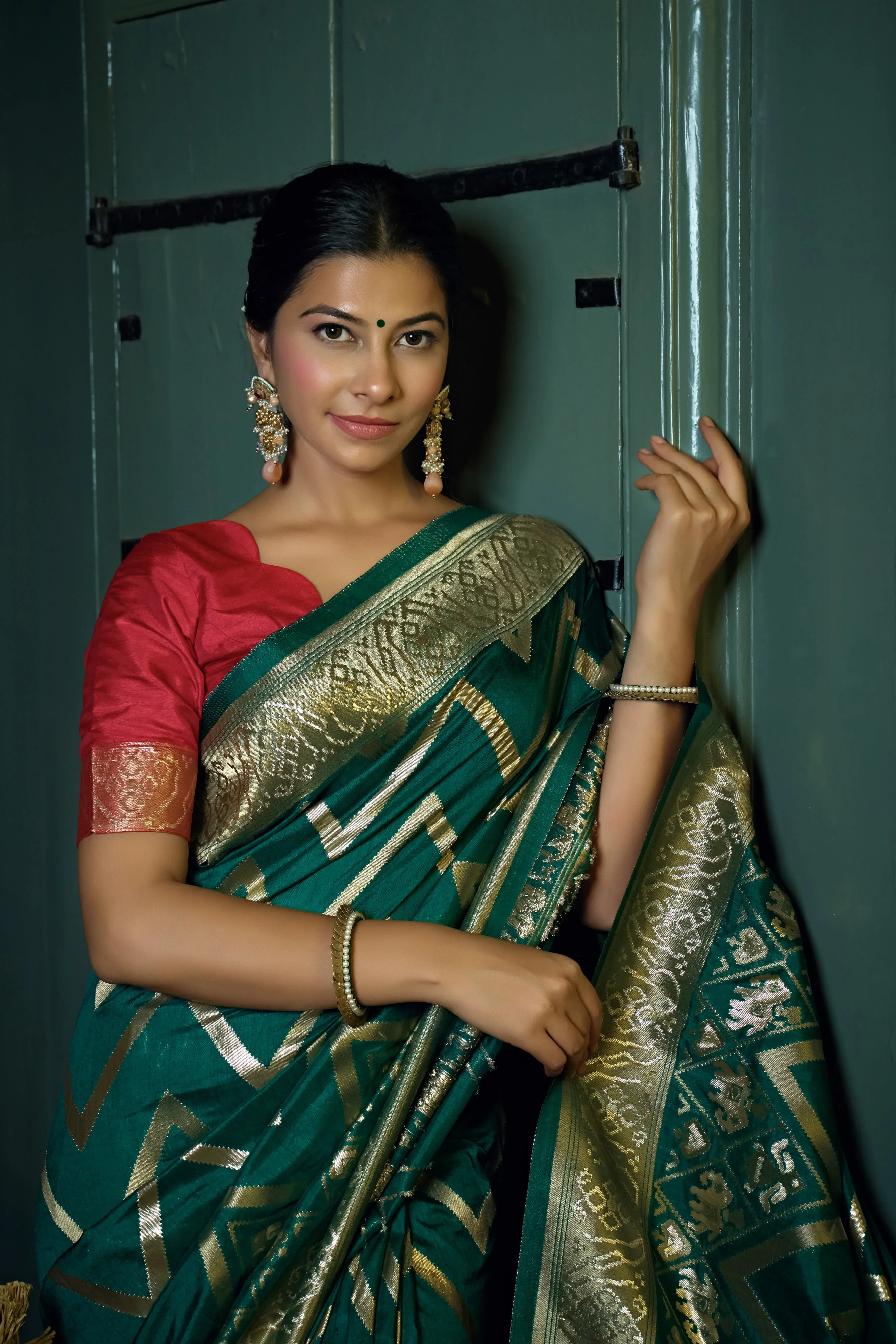 Phthalo Green Golden Zari Banarasi Silk Saree - Image 3