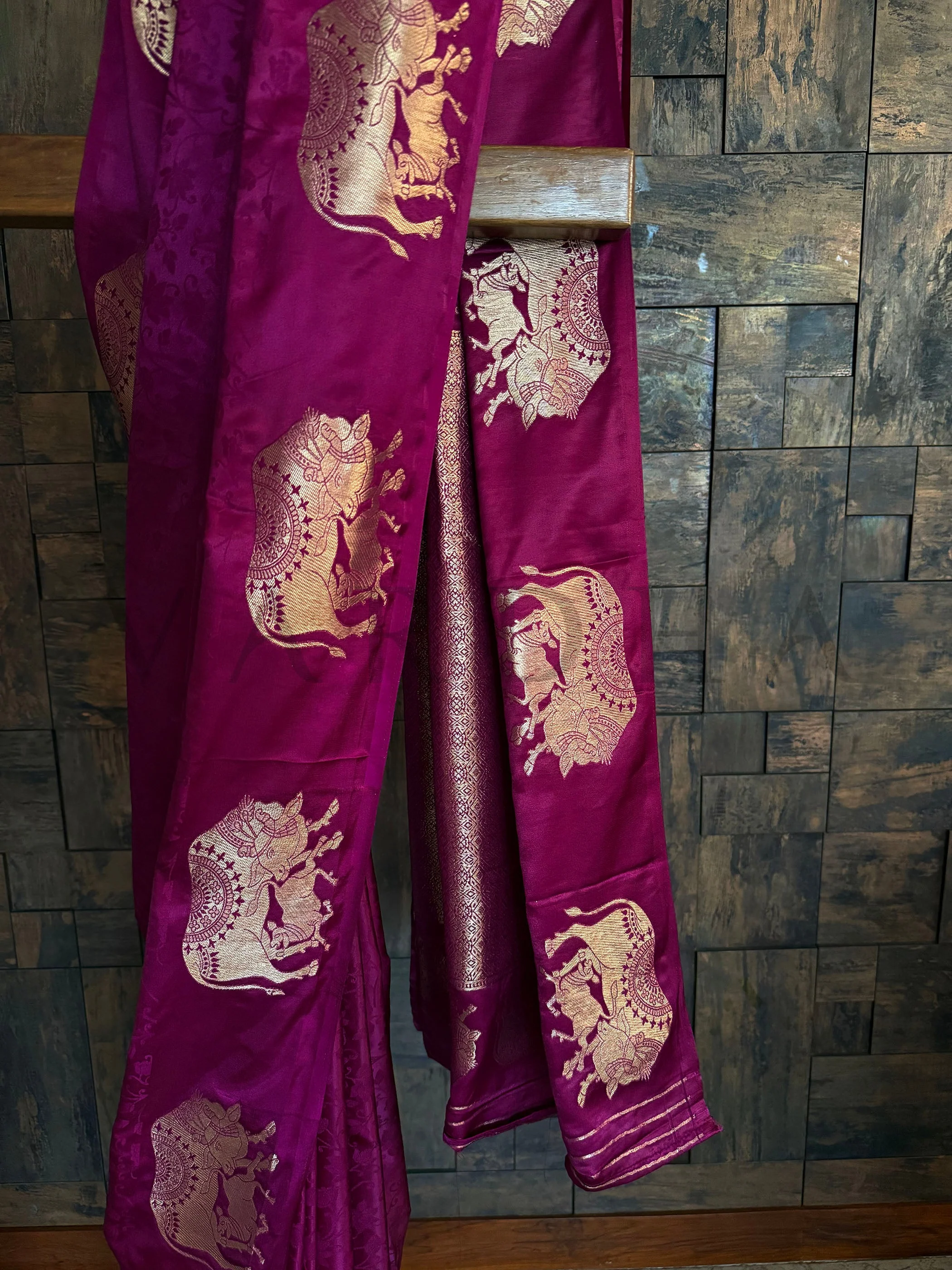 Royal Magenta Satin Silk Saree with Gold Zari - Image 3