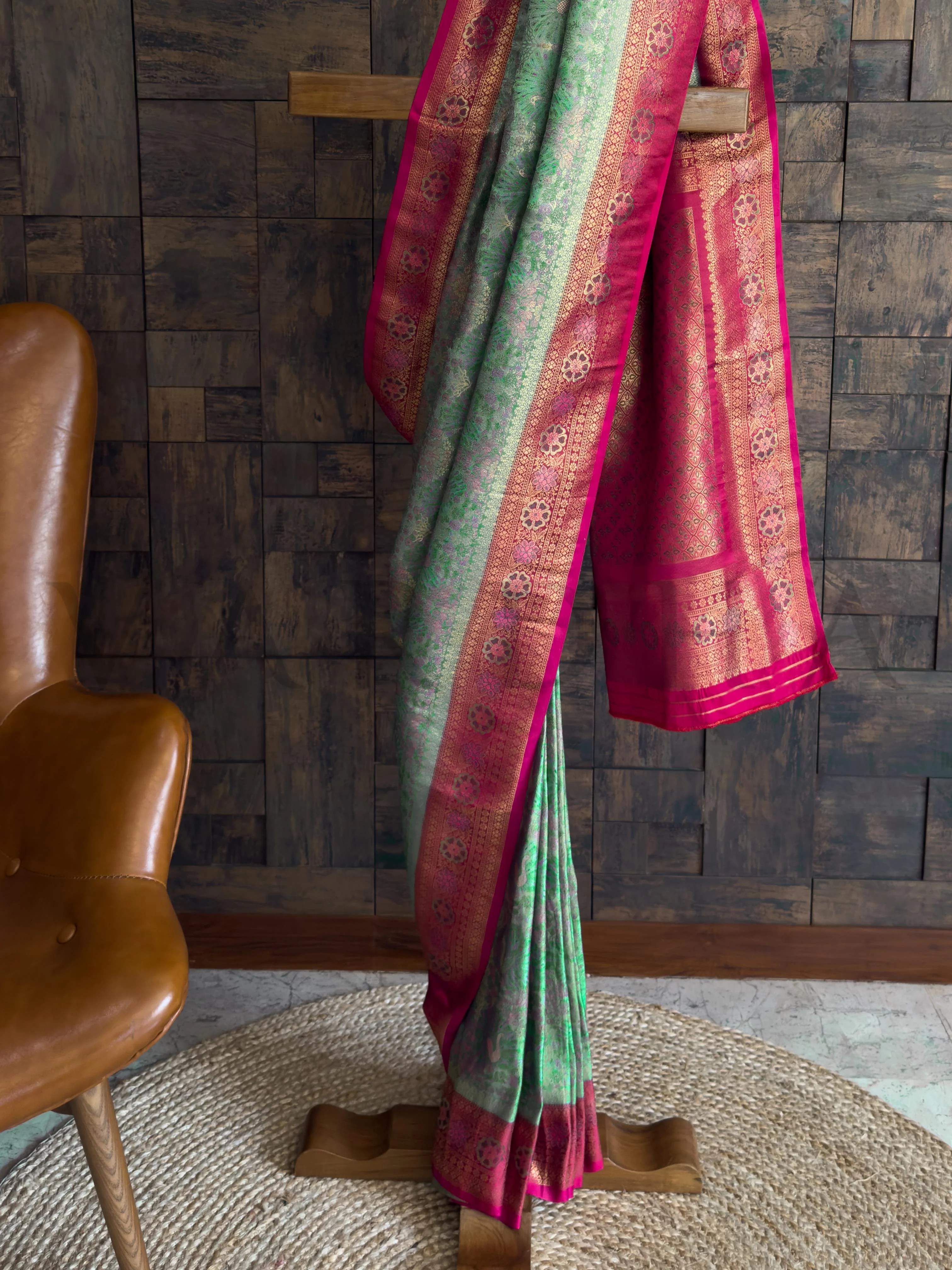 Sea Green–Pink Kalamkari Art Silk Saree with Gold Zari - Image 3