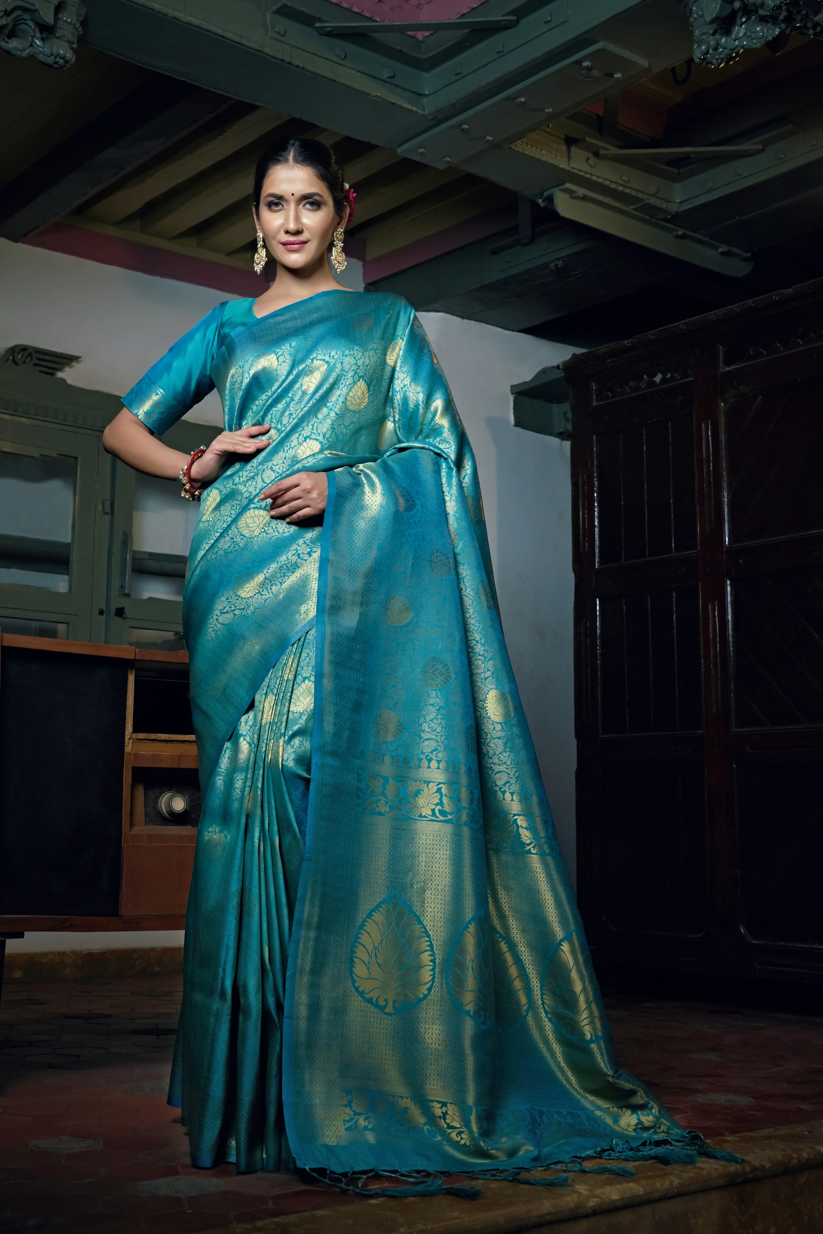 Sky Teal Blue Zari Work Kanjivaram Silk Saree - Image 4