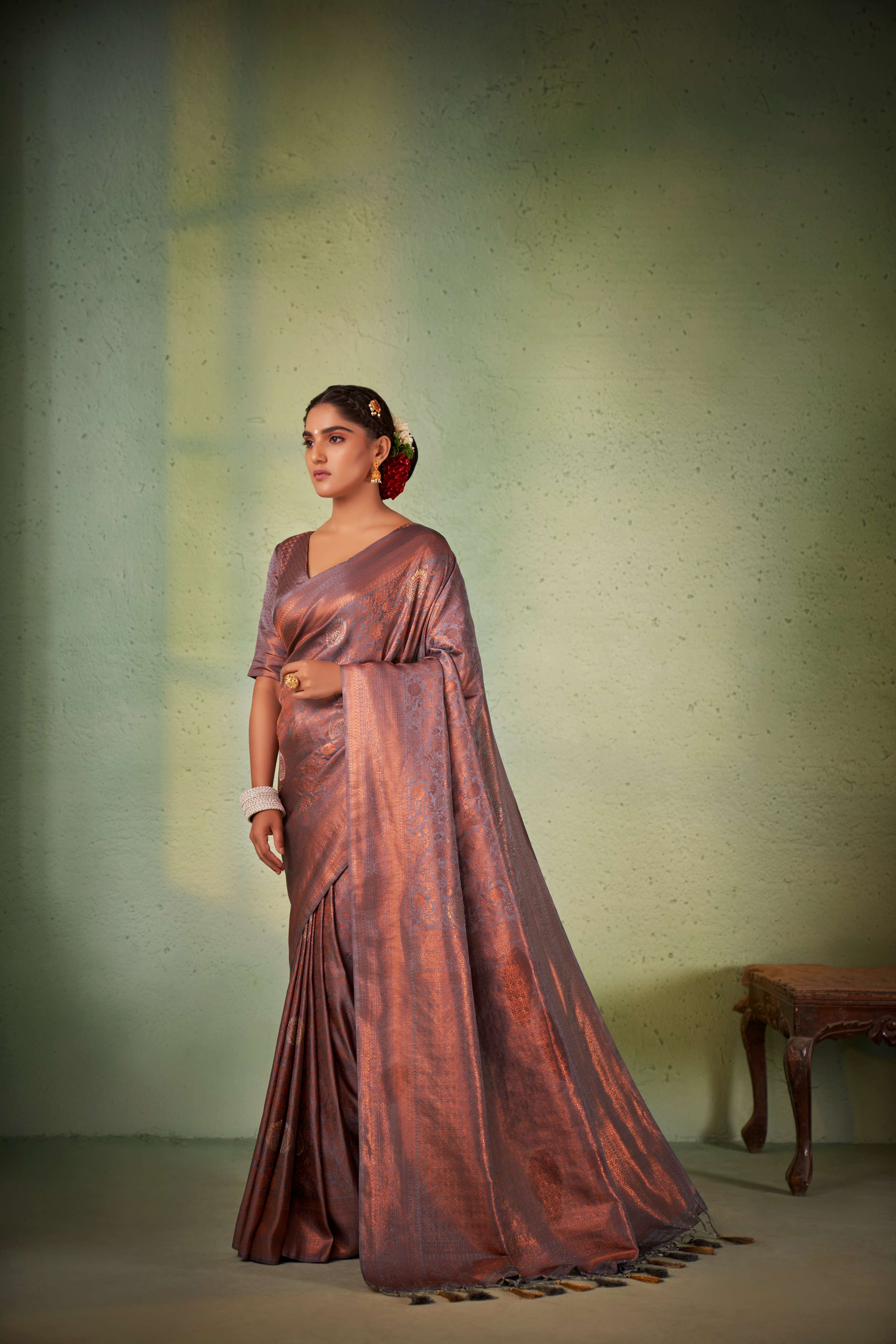 Slate Grey Copper Zari Kanjivaram Silk Saree - Image 4