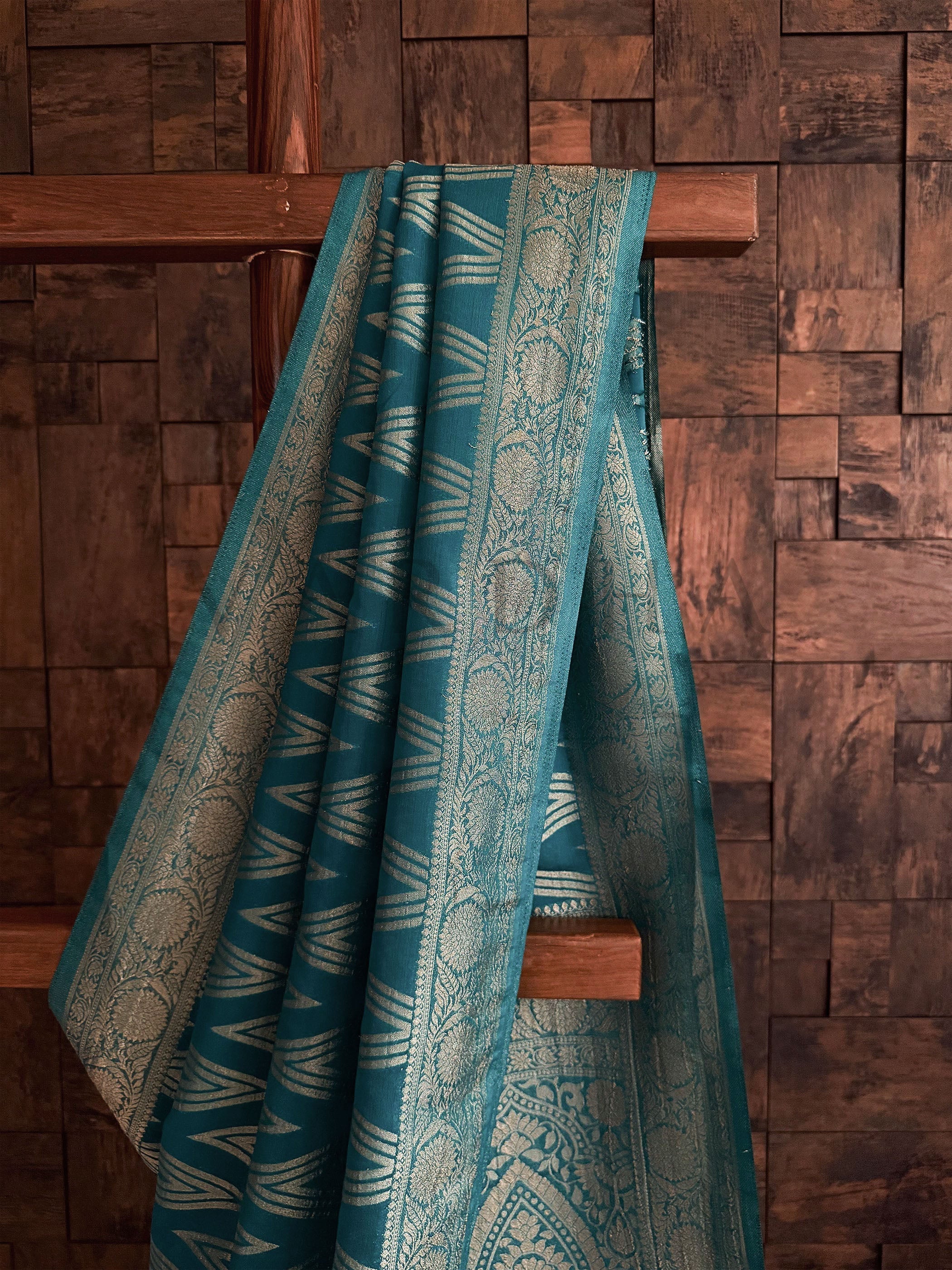 Teal Blue Feather Soft Saree with Rich Zari Woven Pallu - Image 5