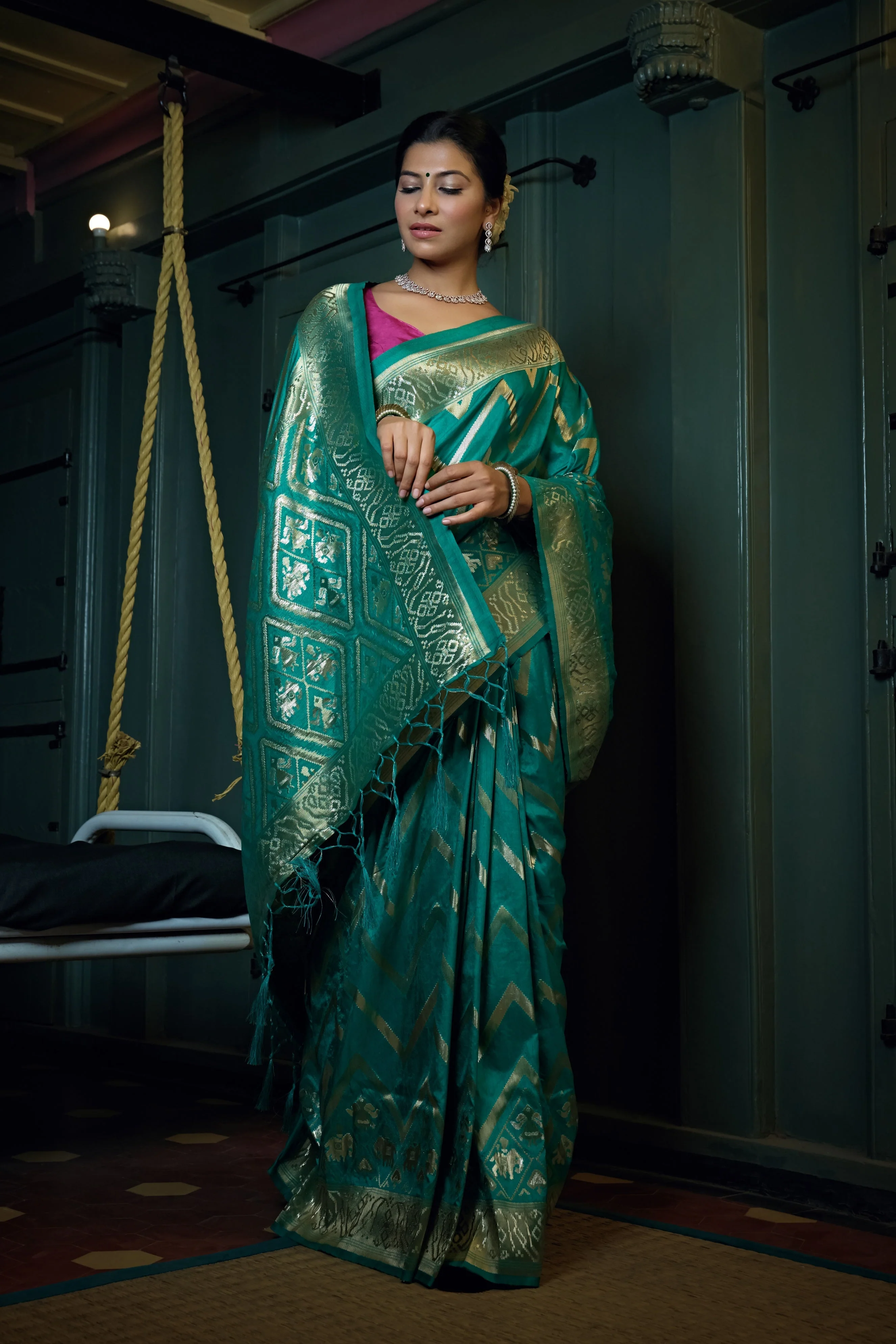 Tiffany Blue Golden Zari Banarasi Silk Saree - Image 3