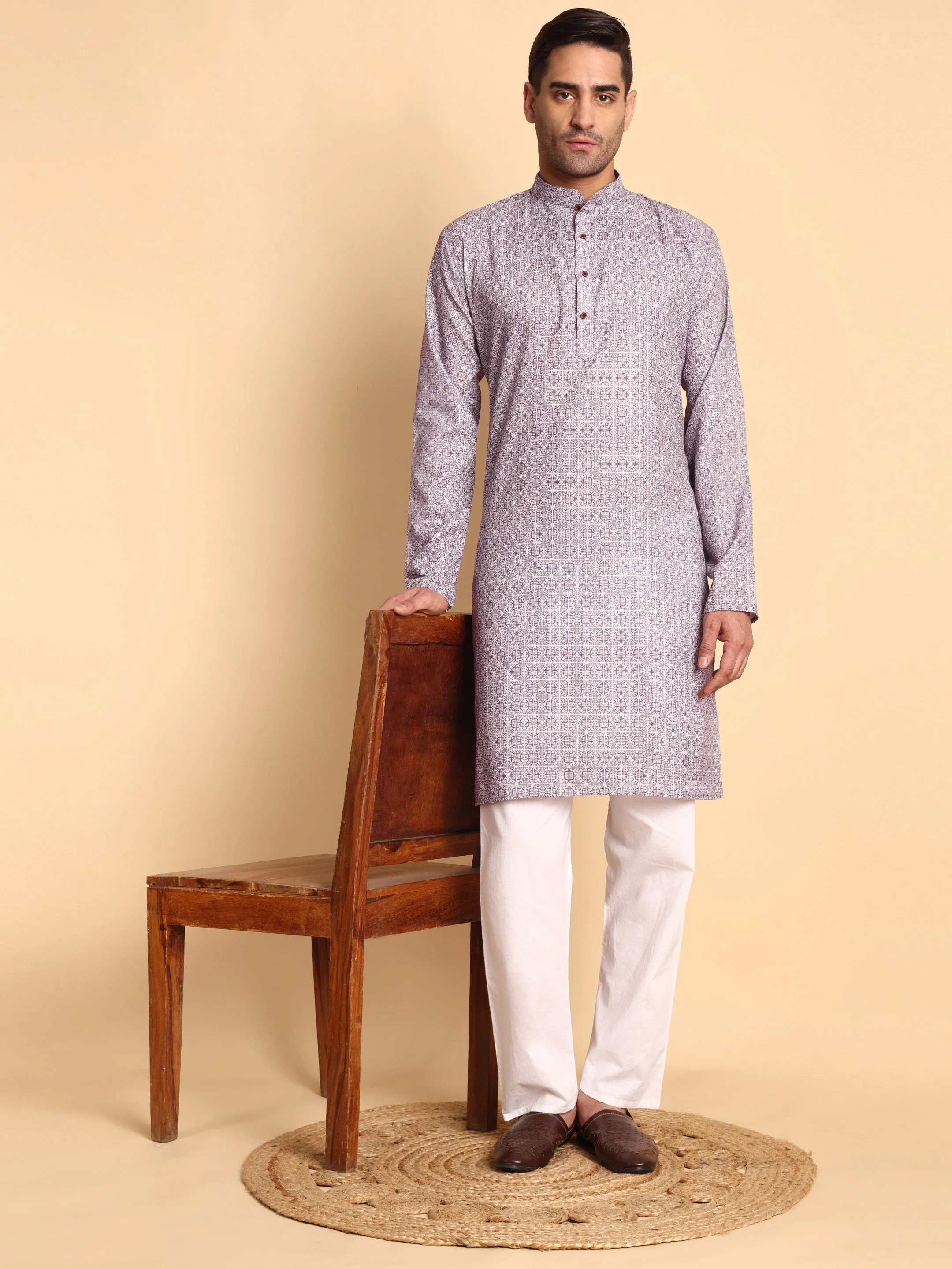 Traditional Lavender Arabesque Batik Printed Men's Cotton Kurta - Image 3