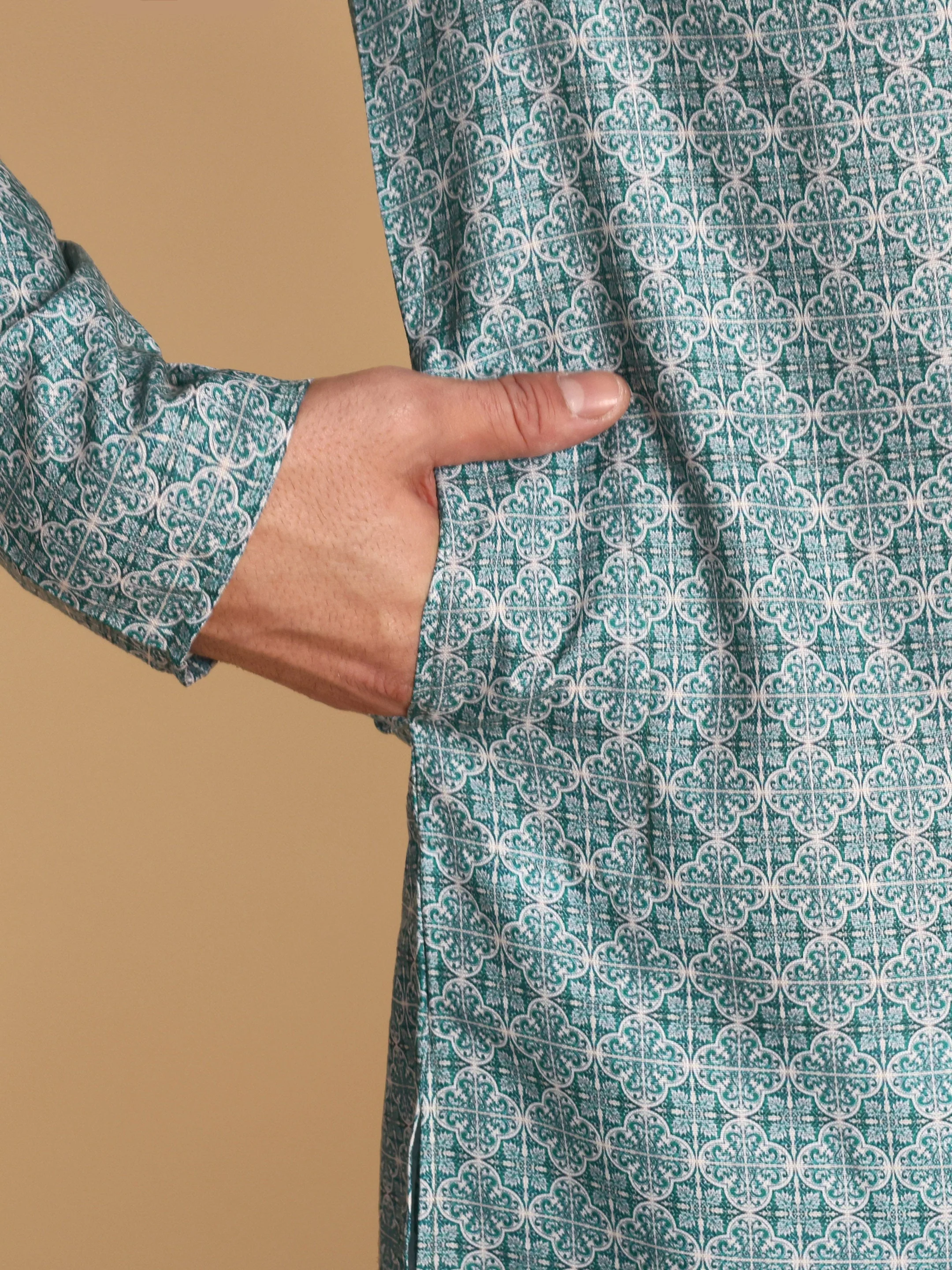 Traditional Teal Arabesque Batik Printed Men's Cotton Kurta - Image 6
