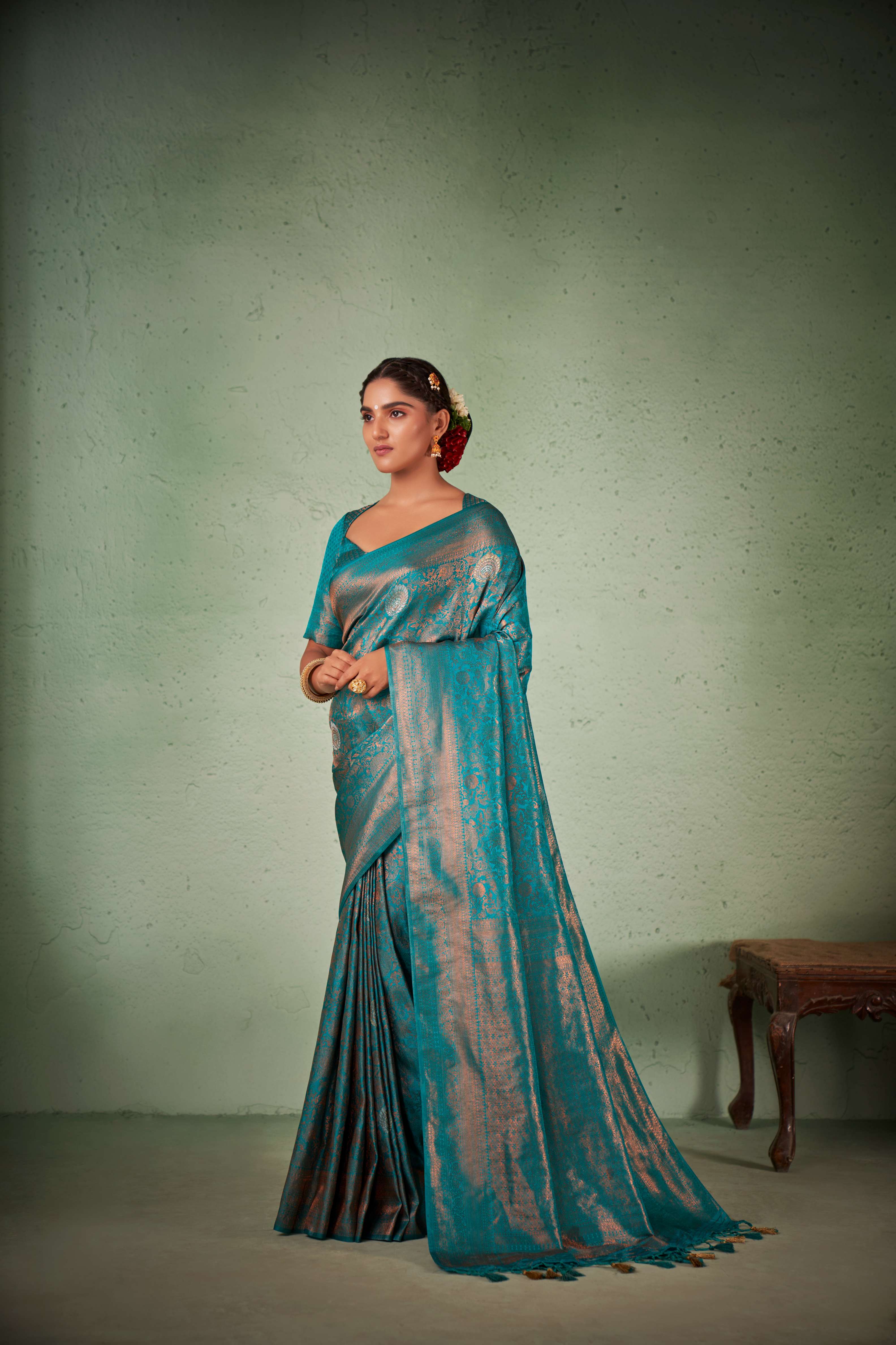 Turquoise Blue Copper Zari Kanjivaram Silk Saree - Image 7