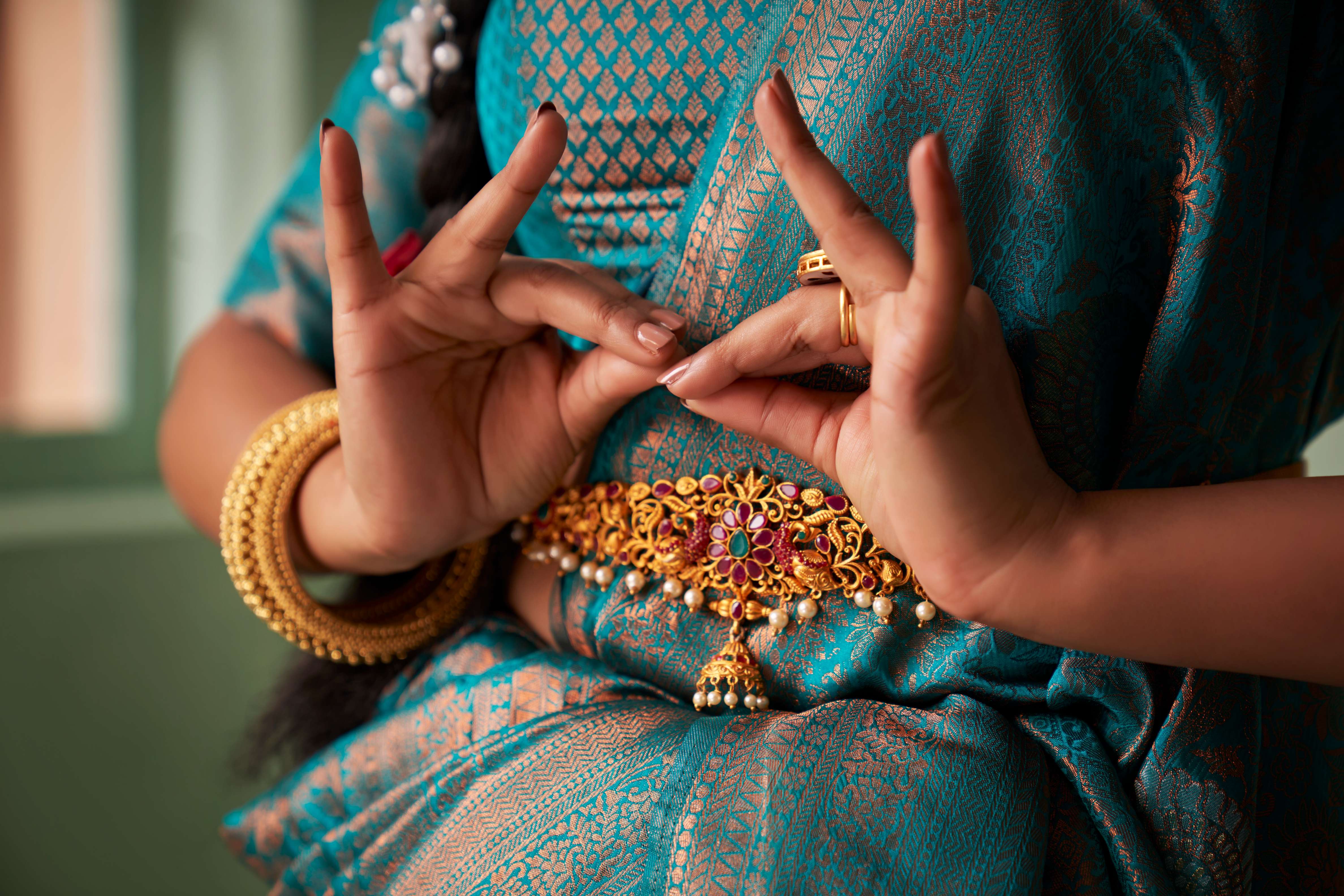 Turquoise Blue Copper Zari Kanjivaram Silk Saree - Image 8