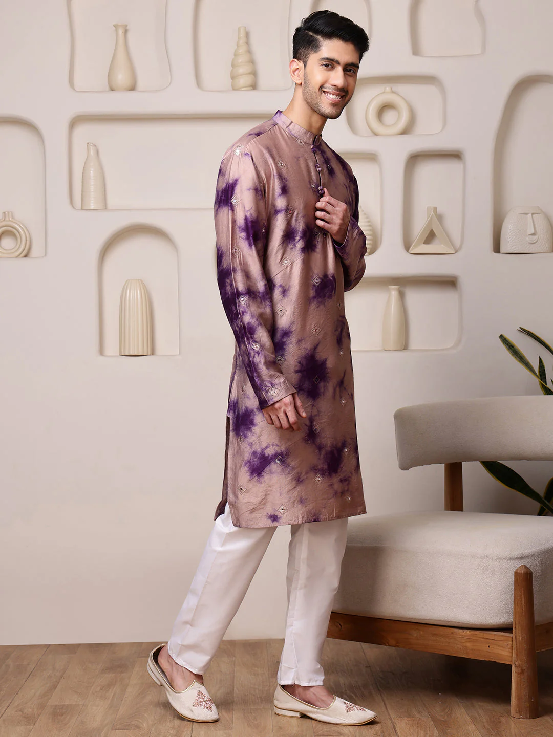Wine Embroidered Tie-Dye Kurta with Mirror Buti - Image 6