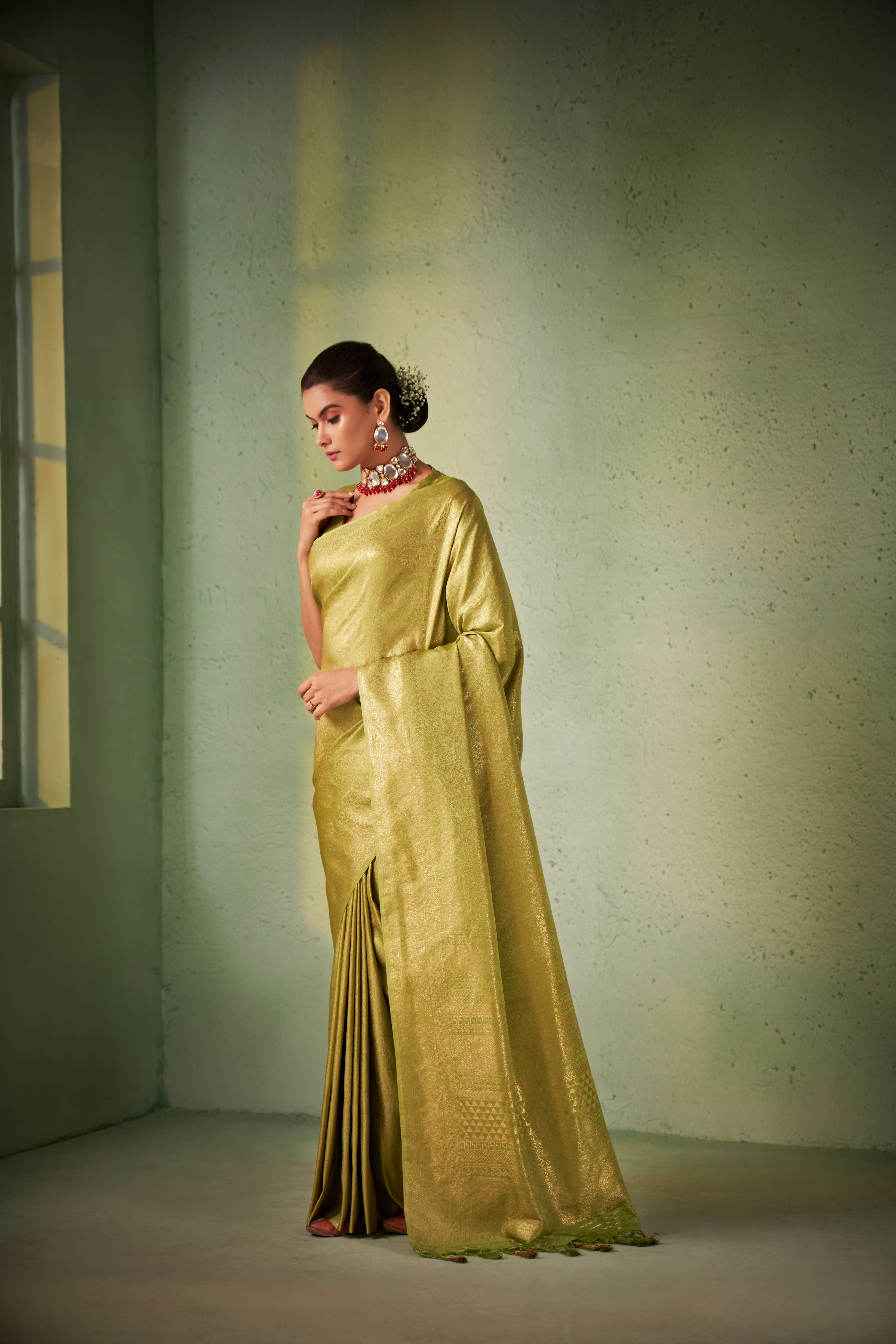 Yellowish Green Gold Zari Kanjivaram Silk Saree - Image 6